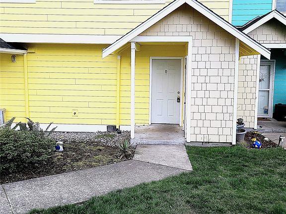 2nd image of 123 NE Myreboe Street #14 D