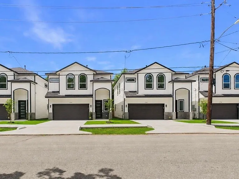 3748 Corder St — Photo 29