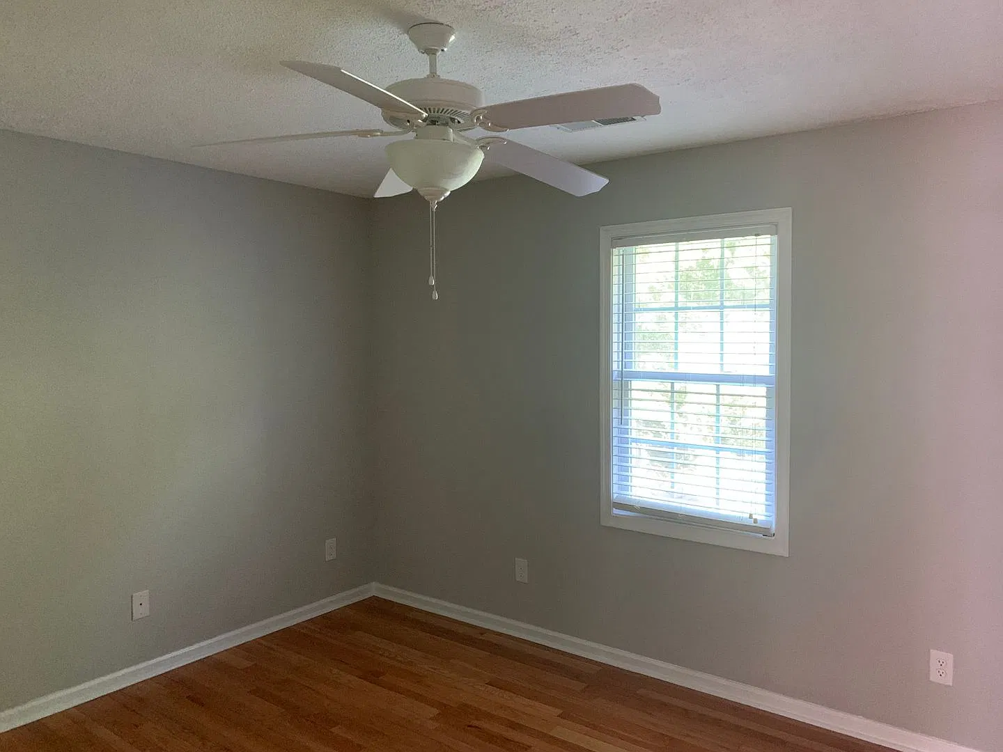 2 Bedroom Townhouse off Wiggington Road — Photo 4