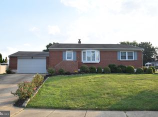 1702 Afton Dr, Wilmington, DE 19810