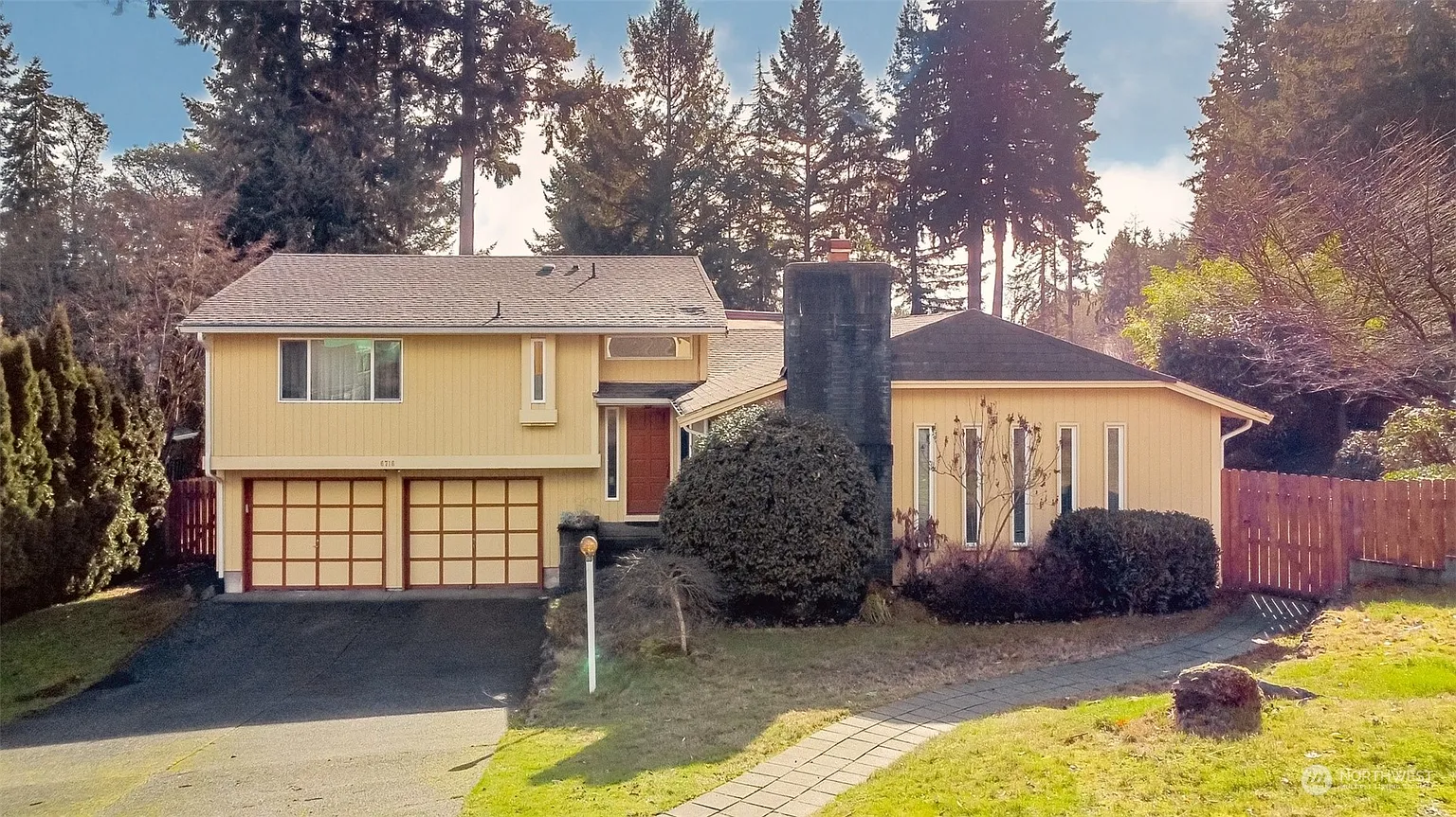 6716 Twin Hills Court W photo 1