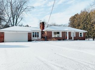 923 Brownwood Ave NW, Grand Rapids, MI 49504