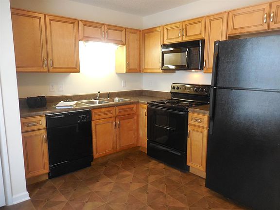 4th image of 509 Patriot Park Ct