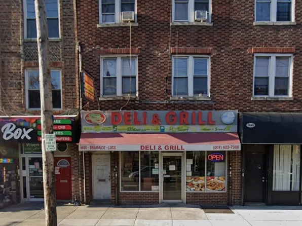1690 Flatbush Avenue image 1 of 4