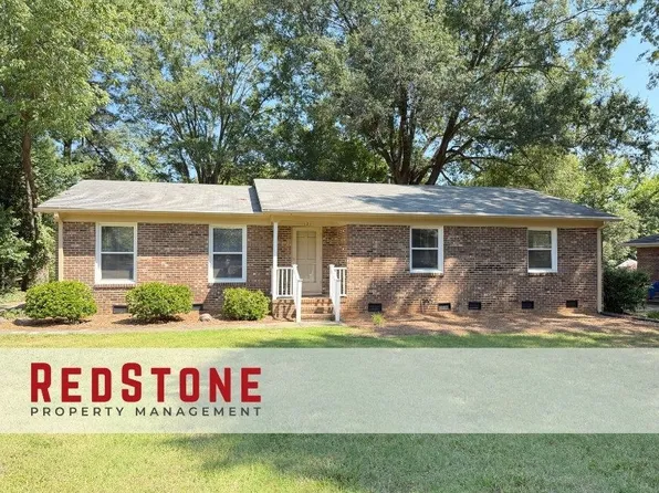 121 Westview Dr, Elon, NC 27244