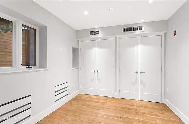 Rented by Corcoran | media 17