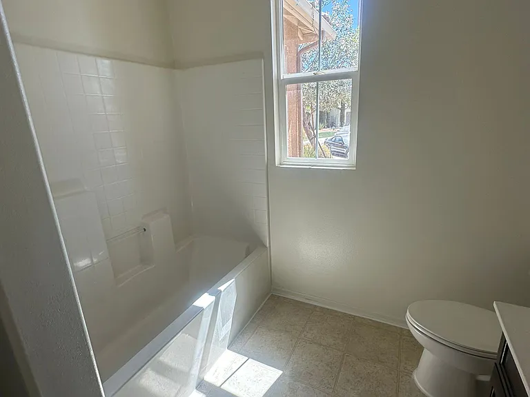 14260 Pampas Ct — Photo 9