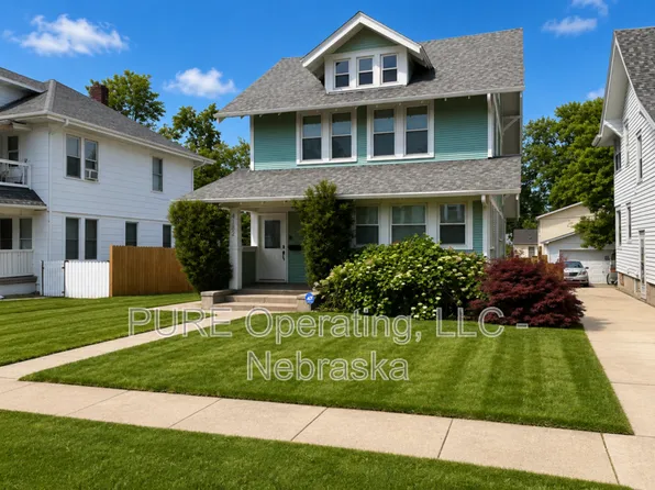 4182 Wakeley St S, Omaha, NE 68131