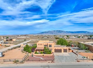 714 10th St NE, Rio Rancho, NM 87124