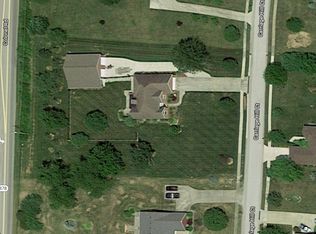 305 Carriage Hill Ct, Richmond, KY 40475