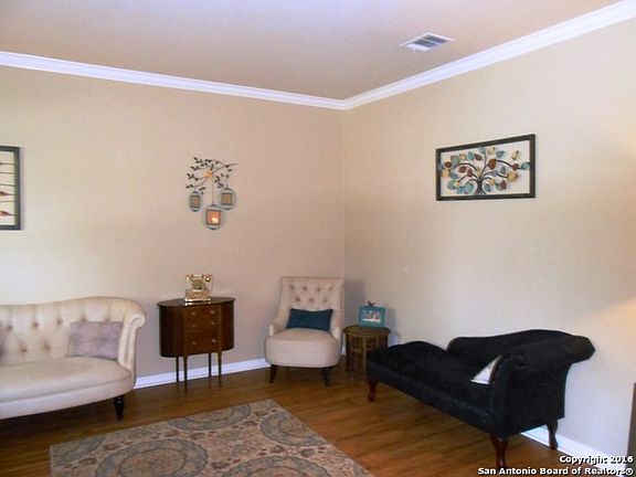 4th image of 3218 Navasota Cir