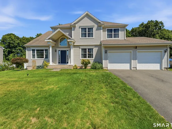 25 Saddle Hill Road, Manchester, CT 06040