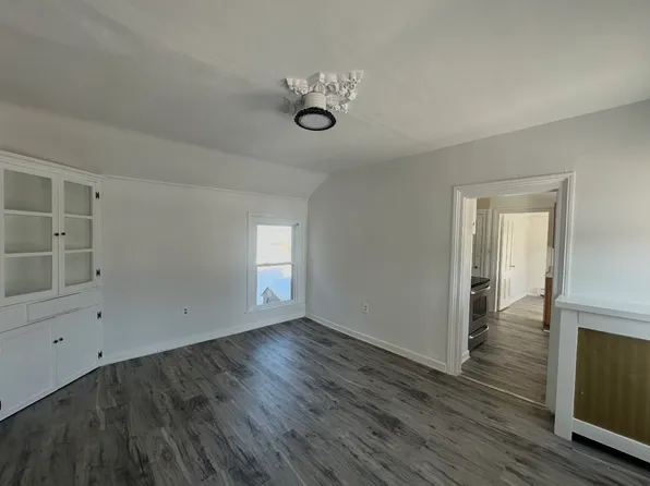 (undisclosed Address), Thomaston, CT 06787