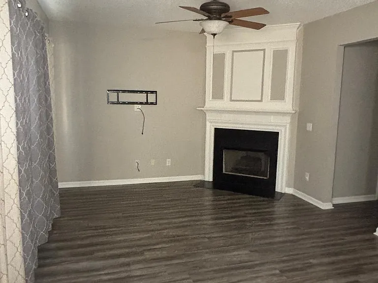 103 Chinabrook Ct — Photo 4