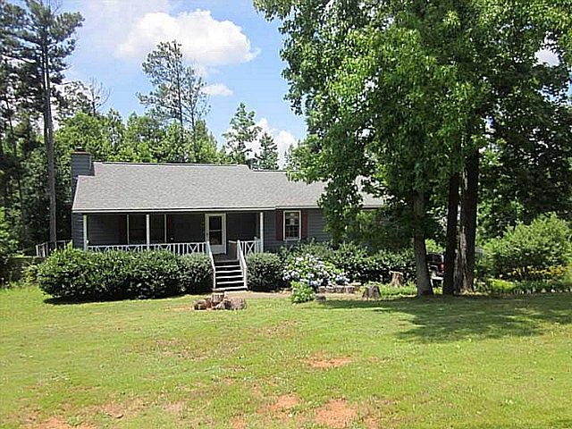 1st image of 303 Scarlett Ln