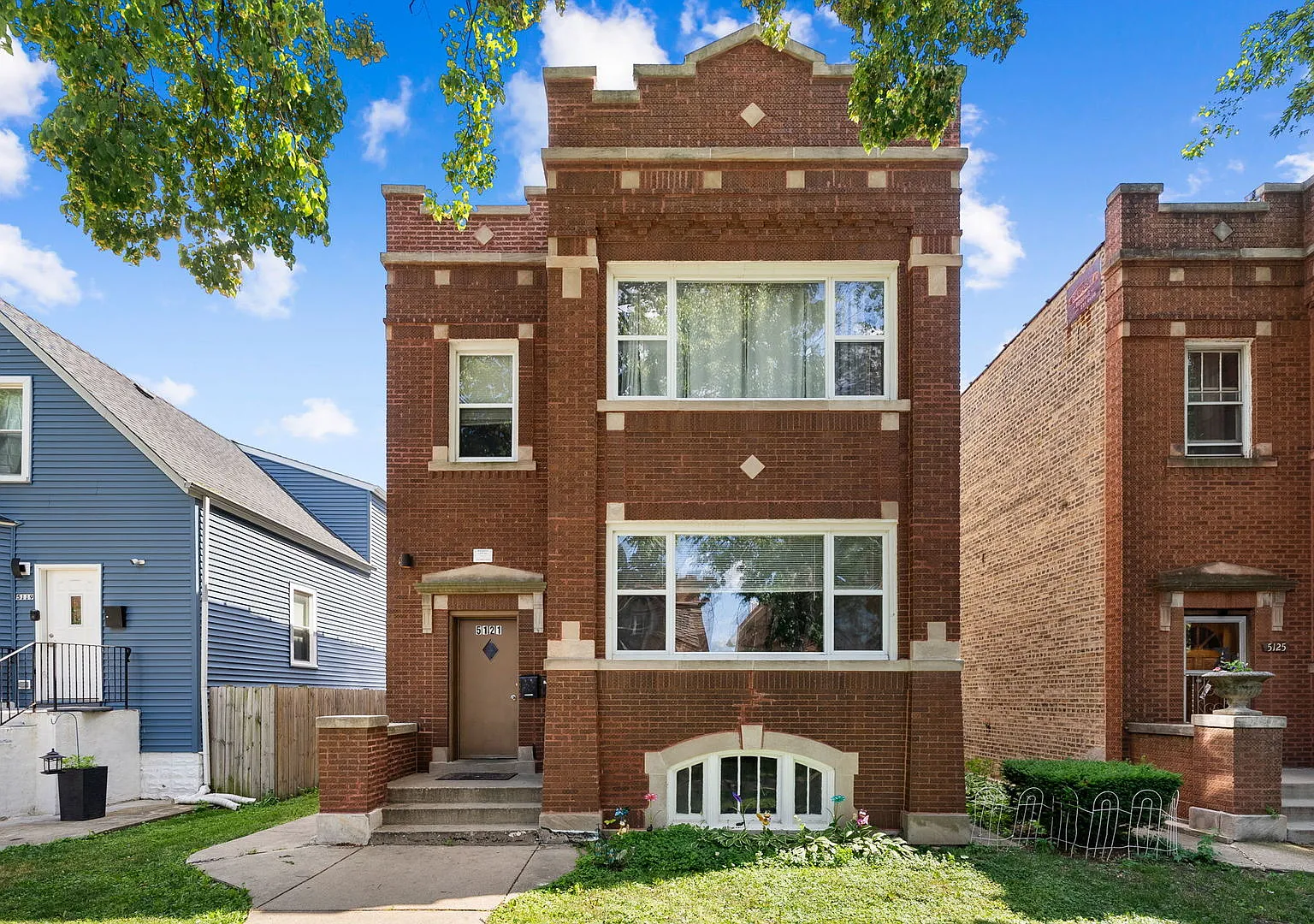 2 bed, 942 sqft, $1,850 — Photo 1