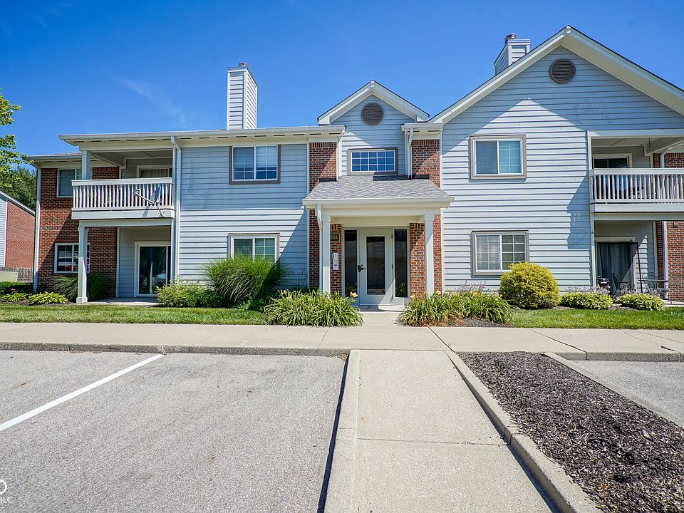 1st image of 8354 Glenwillow Ln Unit 101