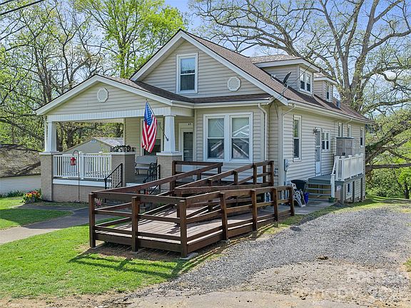 2nd image of 45 Summit St