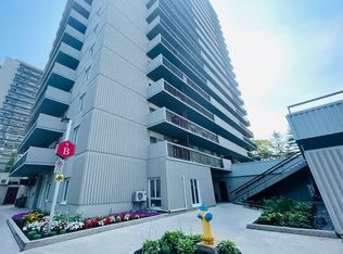 158 B McArthur Ave #102, Ottawa, ON K1L8E7