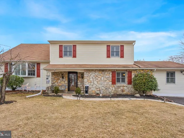 720 Clay Ave, Langhorne, PA 19047