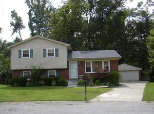 9600 Mary Dell Ln, Louisville, KY