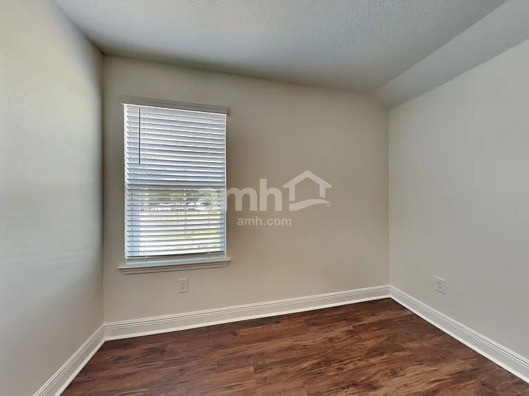 14511 Cedar Mill Dr — Photo 25