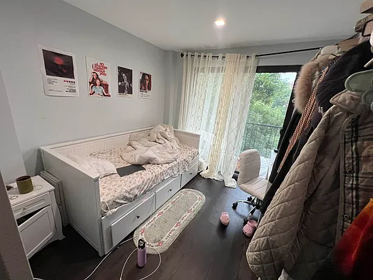 Rented by Delmark Realty LLC | media 22