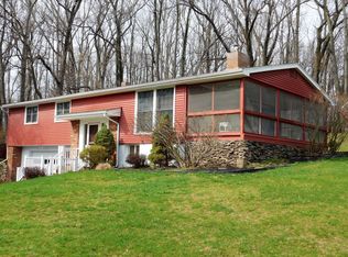 7448 Dryer Rd, Victor, NY 14564