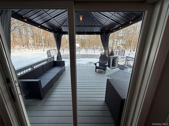 2nd image of 503 Wading River Road