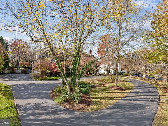 2nd image of 10720 Stapleford Hall Dr