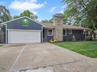 8545 Delaware Ave, Highland, IN 46322