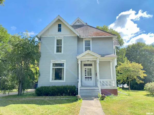 404 N Washington St, Toulon, IL 61483