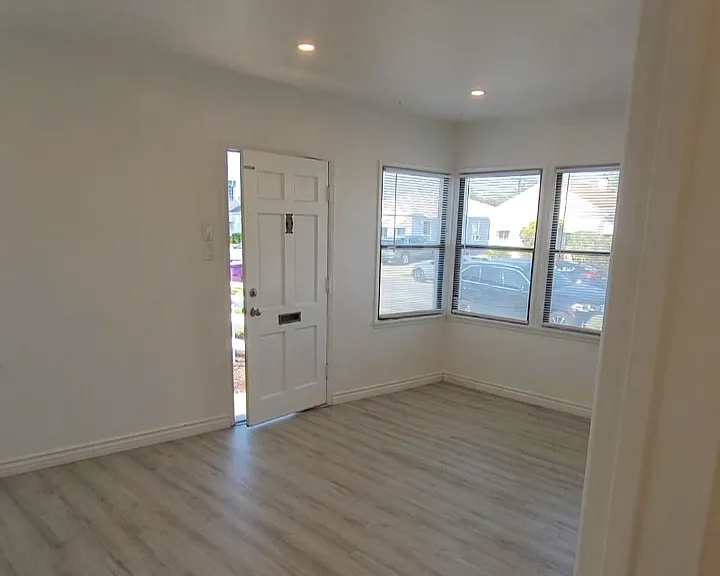 2311 Belmont Ave — Photo 3