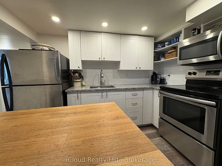 105 E 4th St — Photo 3