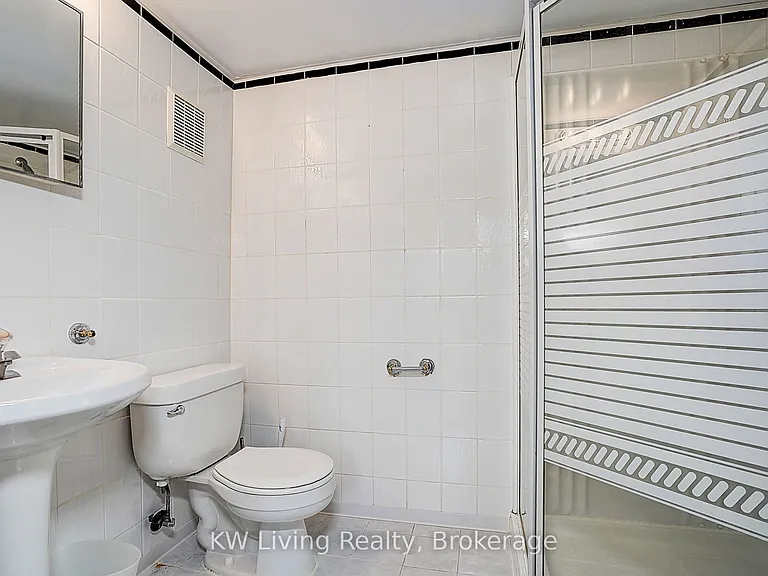 78 Roywood Dr #BASEMENT BACK — Photo 27