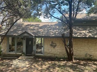 10903 Lakeside Dr, Leander, TX 78645