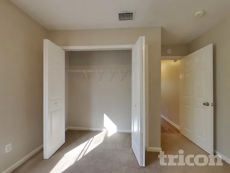 391 Summit Dr — Photo 9