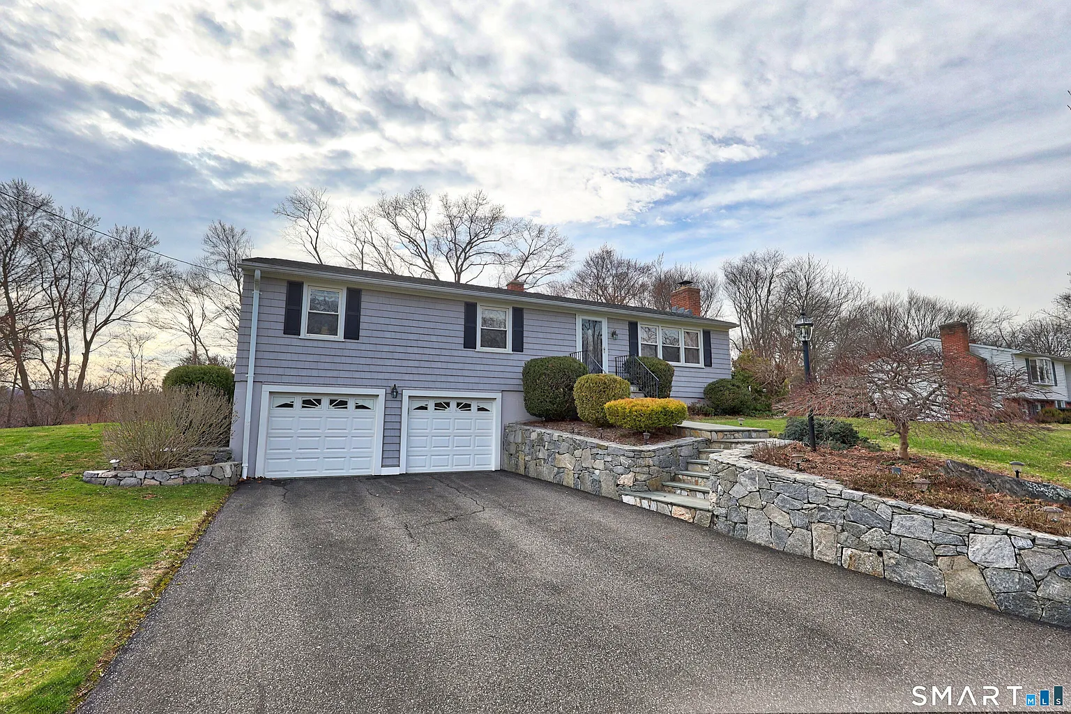18 Freedom Road photo 1