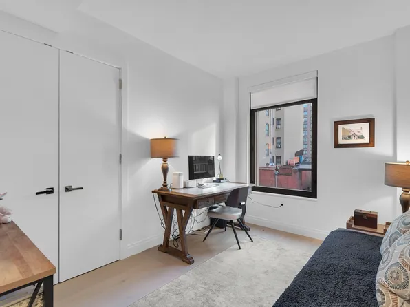 212 West 95th Street image 4 of 7