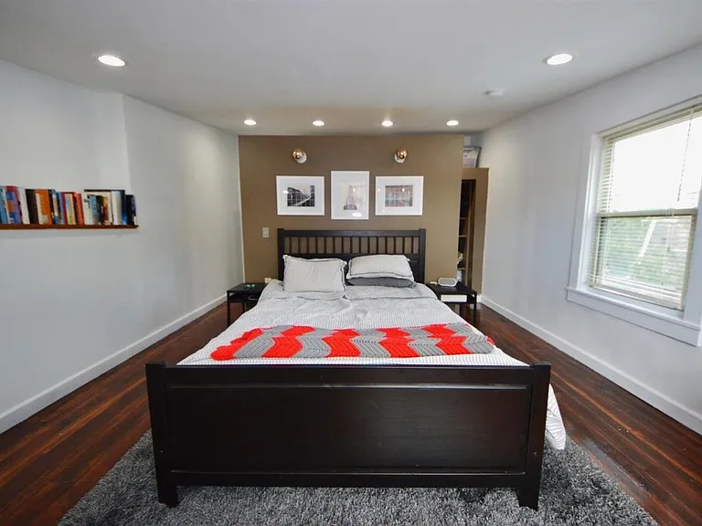 1314 Spring St #4 — Photo 11
