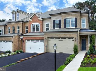 6404 Beatles Ln, Alexandria, VA 22310