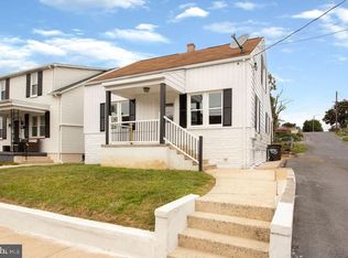 405 W Queen St, Chambersburg, PA