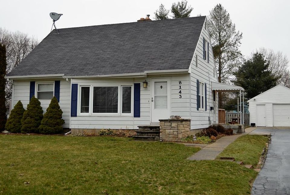 1st image of 8143 Lake Wood Dr