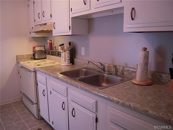 4th image of 6331 Amasis Ct