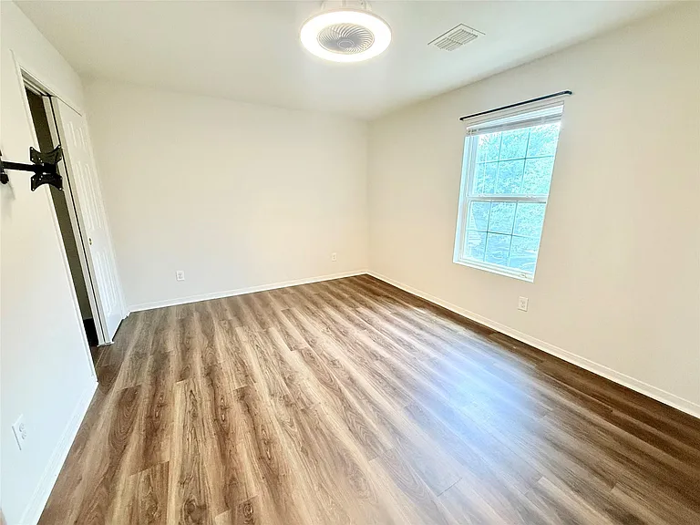 14819 Grove Canyon Ct — Photo 22