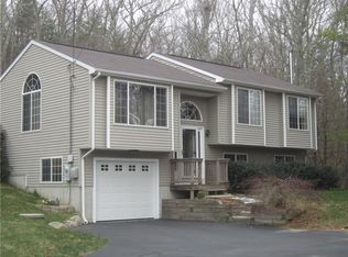 139 Spring St, Hope Valley, RI 02832