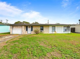 103 Magnolia Pl, Portland, TX 78374