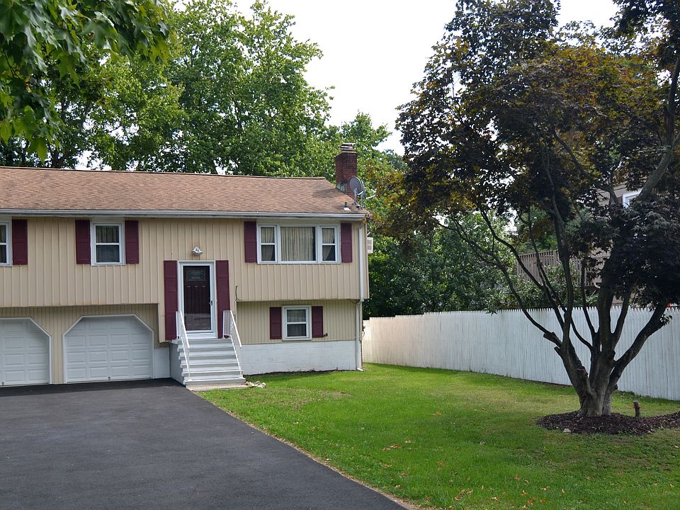 Welcome to 42 Valley View Rd