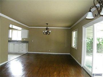 4th image of 301 S Nutwood St