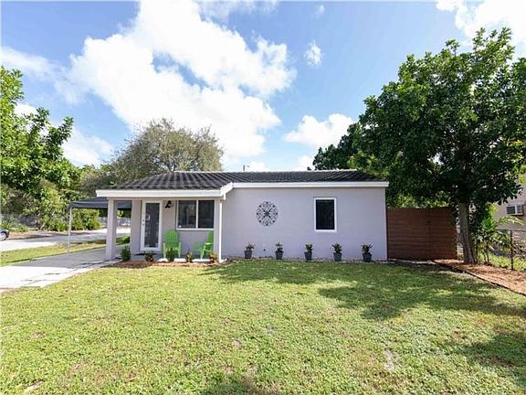 3rd image of 1640 NW 2nd Ave